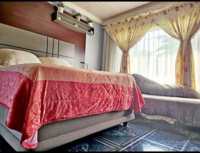4 BEDROOM HOUSE FOR SALE IN NORKEM PARK